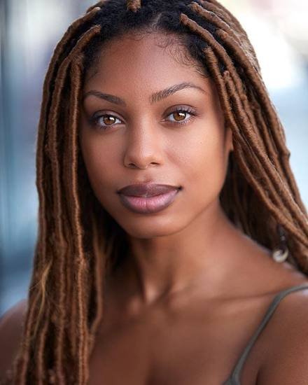 Natural light actor headshot photographed by Headshots LA in Los Angeles